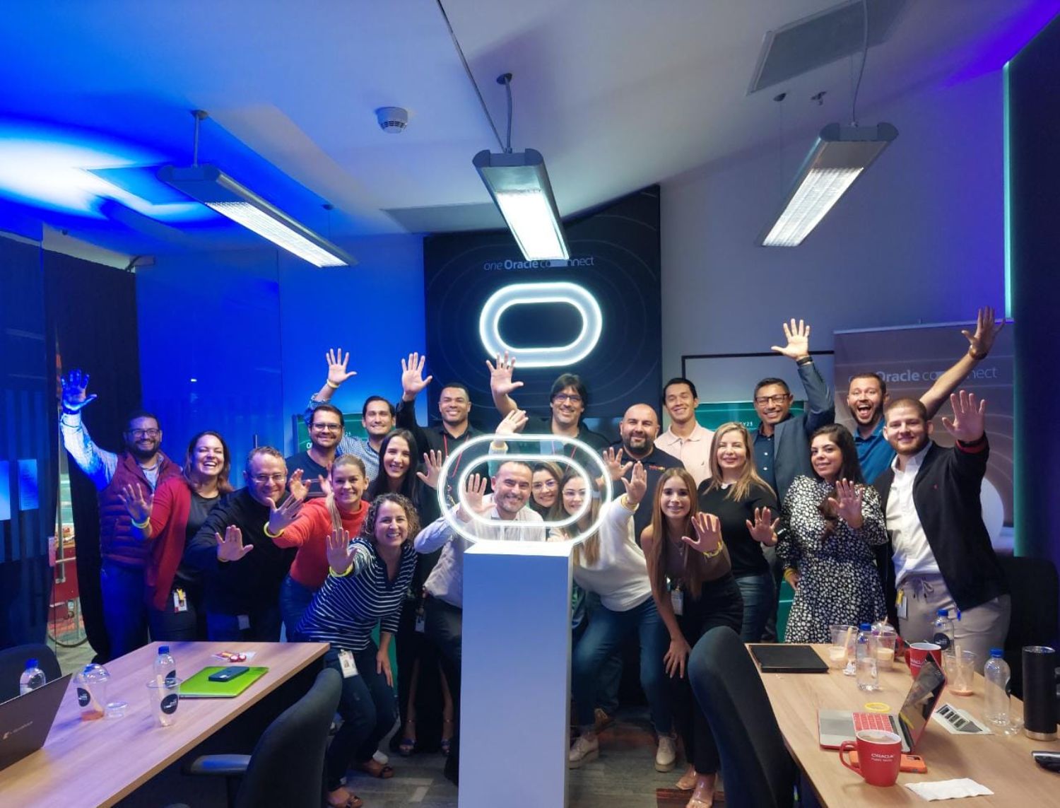 2022_Oracle-Latin-America-MNC-Company-Photo