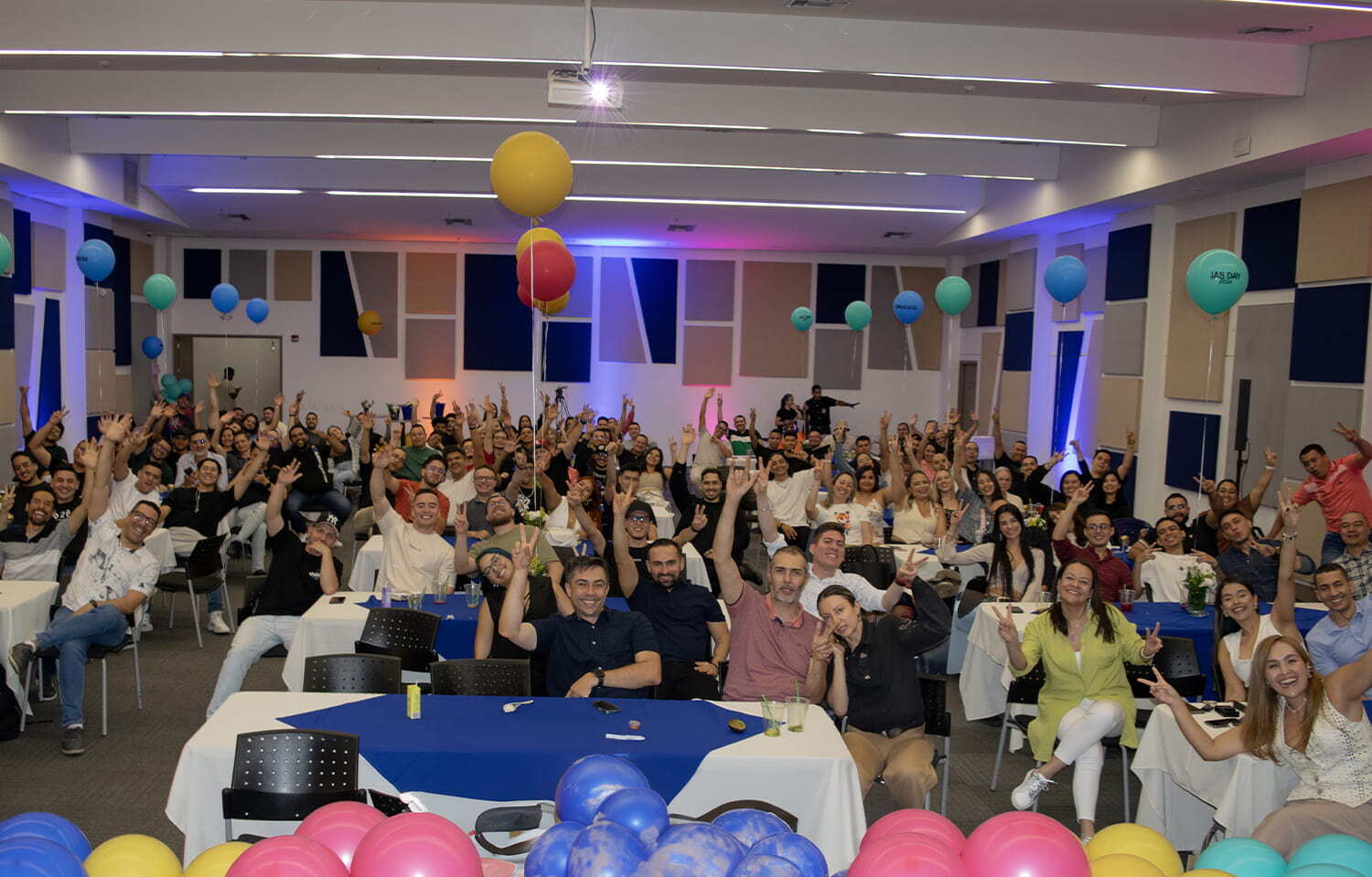 2025-Colombia-IAS-Software-Photo